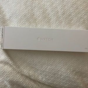 Apple Watch Series 8 Starlight Aluminum Case Starlight Sport Band 45 MM M/L